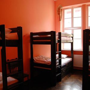 Dormitory Room Mixed