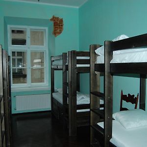 Dormitory Room Mixed